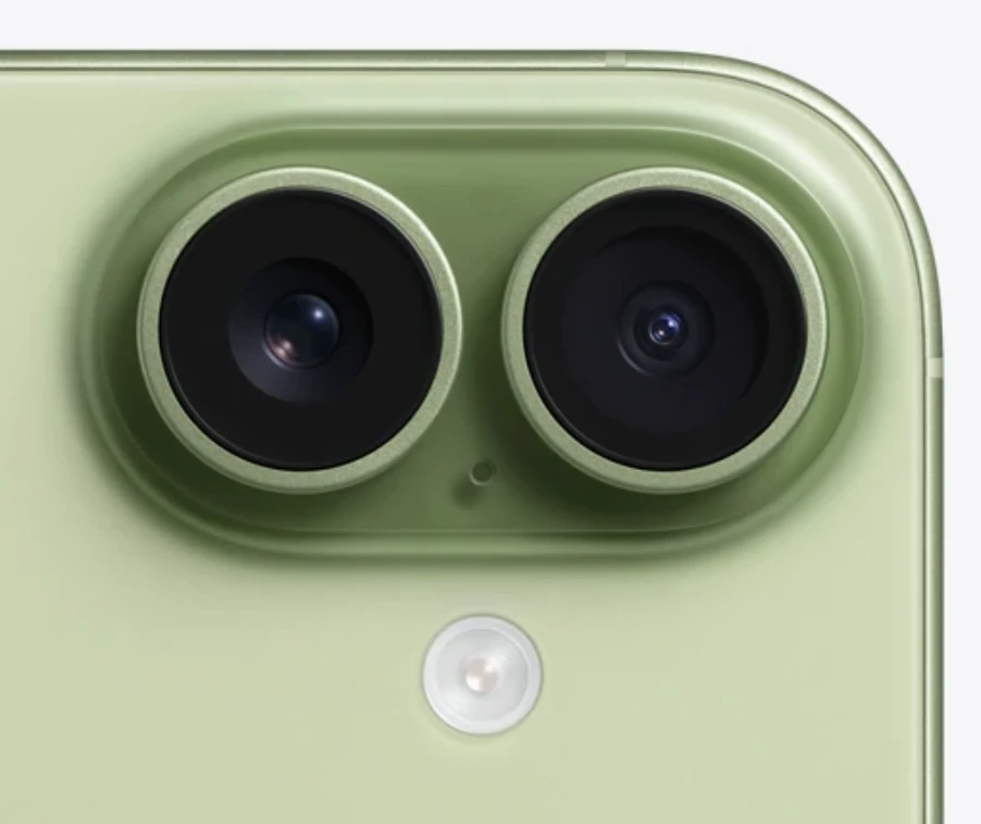 iPhone 17 rear cameras